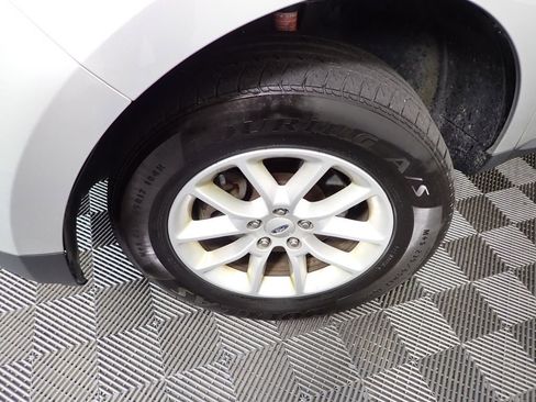 Used 2014 Ford Edge SE w/ Equipment Group 101A FWD image 31