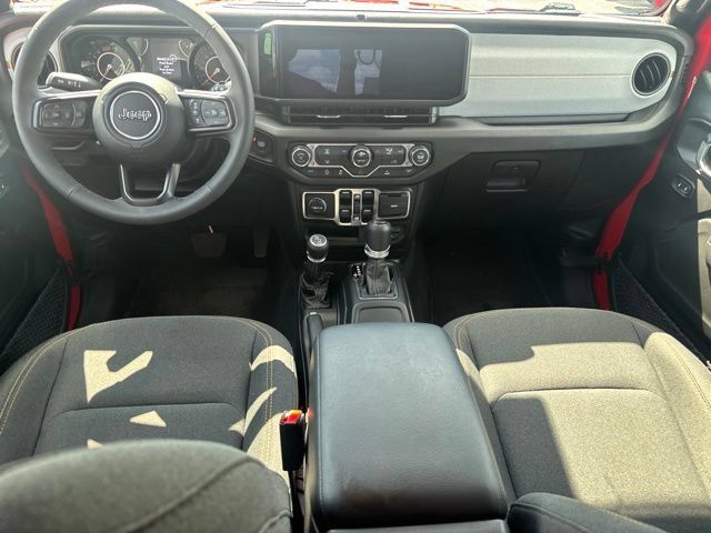 Used 2026 Jeep Wrangler Unlimited Sport AWD/4WD image 27