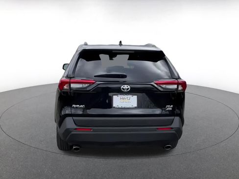 Used 2025 Toyota RAV4 XLE image 12