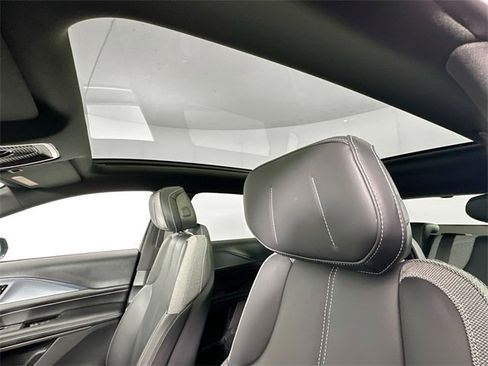 Used 2024 Cadillac Lyriq Tech image 18