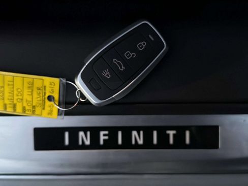 Used 2018 INFINITI Q50 Luxe w/ Sensory Package (Luxe) image 22