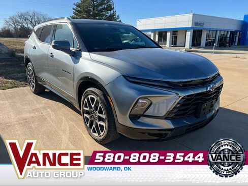 Used 2025 Chevrolet Blazer RS w/ Driver Confidence II Package image 1
