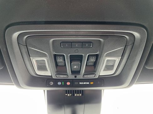 Used 2024 GMC Sierra 2500 AT4 w/ AT4 Premium Plus Package image 29