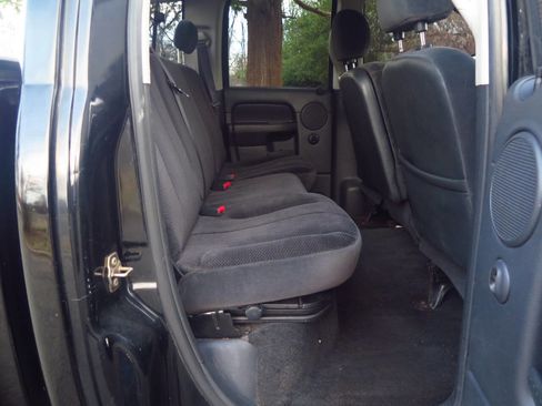 Used 2005 Dodge Ram 1500 Truck SLT image 12