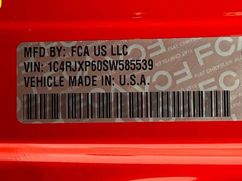 Used 2025 Jeep Wrangler Unlimited Sahara image 65