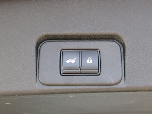 Certified 2021 Nissan Rogue SL image 6