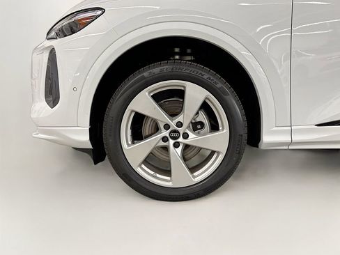 New 2025 Audi Q5 2.0T Premium Plus image 23