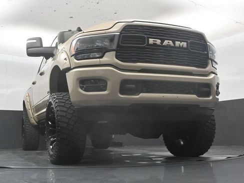 Used 2024 RAM 2500 Limited AWD/4WD image 56