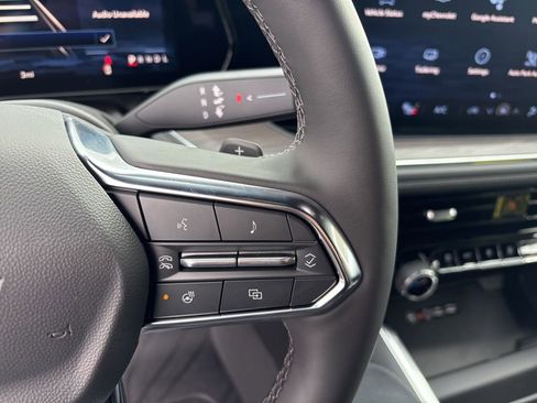 New 2026 Chevrolet Suburban LT w/ Comfort Package image 16