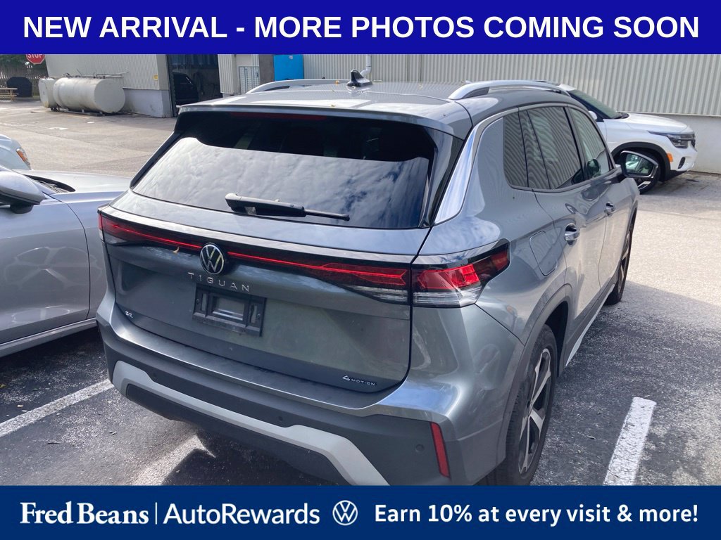 Used 2026 Volkswagen Tiguan SE AWD/4WD image 6
