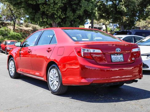 Used 2012 Toyota Camry LE FWD image 7