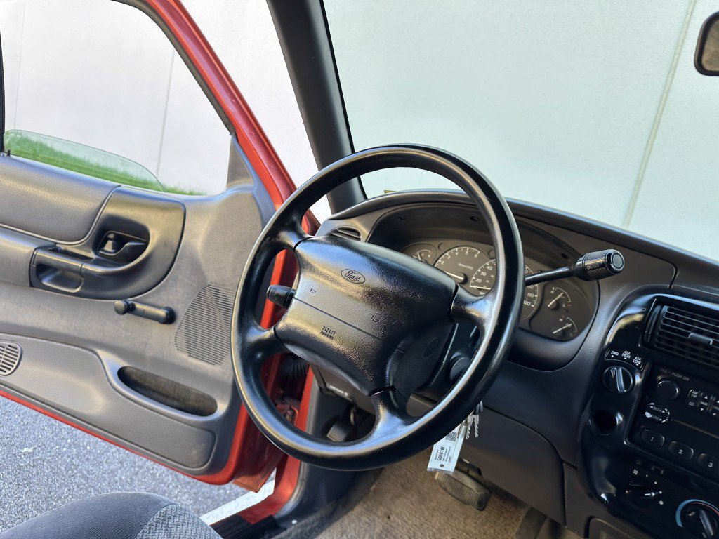 Used 1999 Ford Ranger XLT AWD/4WD image 30