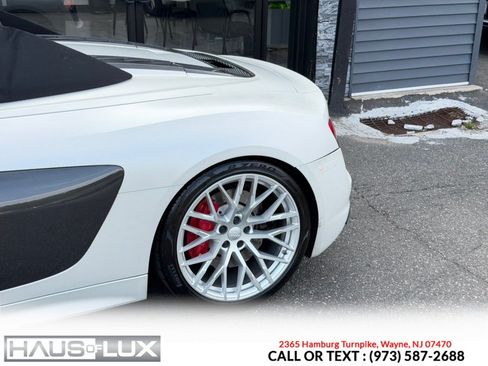 Used 2017 Audi R8 V10 w/ Carbon Exterior Package AWD/4WD image 14