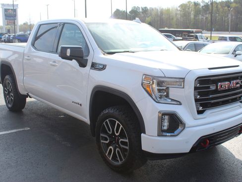 Used 2019 GMC Sierra 1500 AT4 w/ AT4 Premium Package image 4