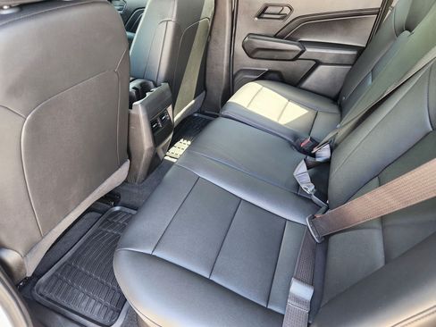 Used 2025 Chevrolet Colorado Trail Boss AWD/4WD image 15