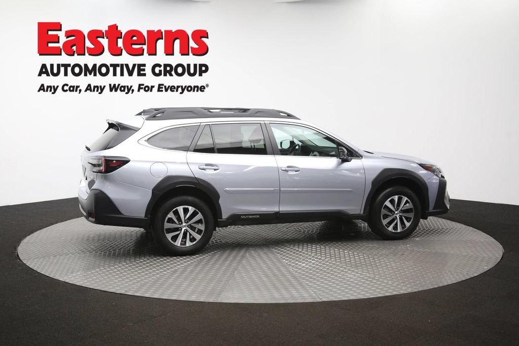 Used 2025 Subaru Outback Premium AWD/4WD image 38