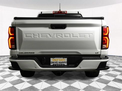 Used 2023 Chevrolet Colorado LT w/ LT Convenience Package III AWD/4WD image 20