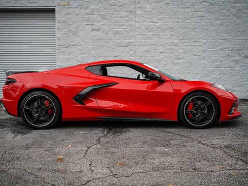 Used 2020 Chevrolet Corvette Stingray Premium Cpe w/ 3LT image 17