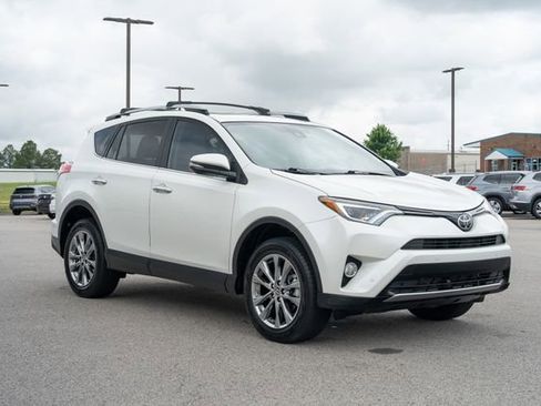 Used 2017 Toyota RAV4 Limited FWD image 8