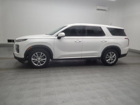 Used 2021 Hyundai Palisade SE FWD image 2
