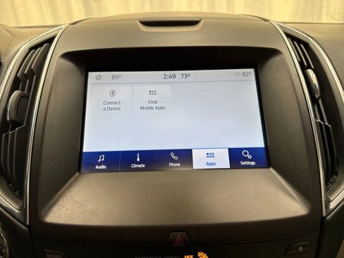 Used 2019 Ford Edge Titanium image 29