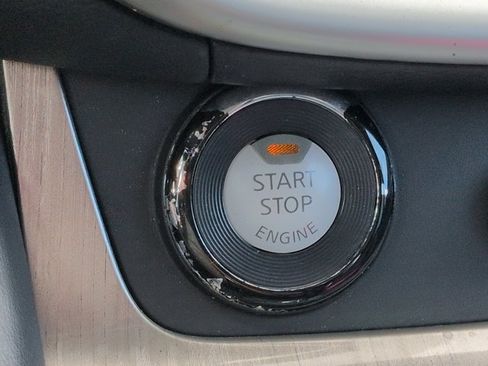 Used 2016 Nissan Murano Platinum w/ Platinum Technology Package FWD image 31