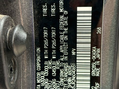 Used 2022 Toyota 4Runner SR5 Premium image 28