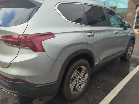 Used 2023 Hyundai Santa Fe SE FWD image 4