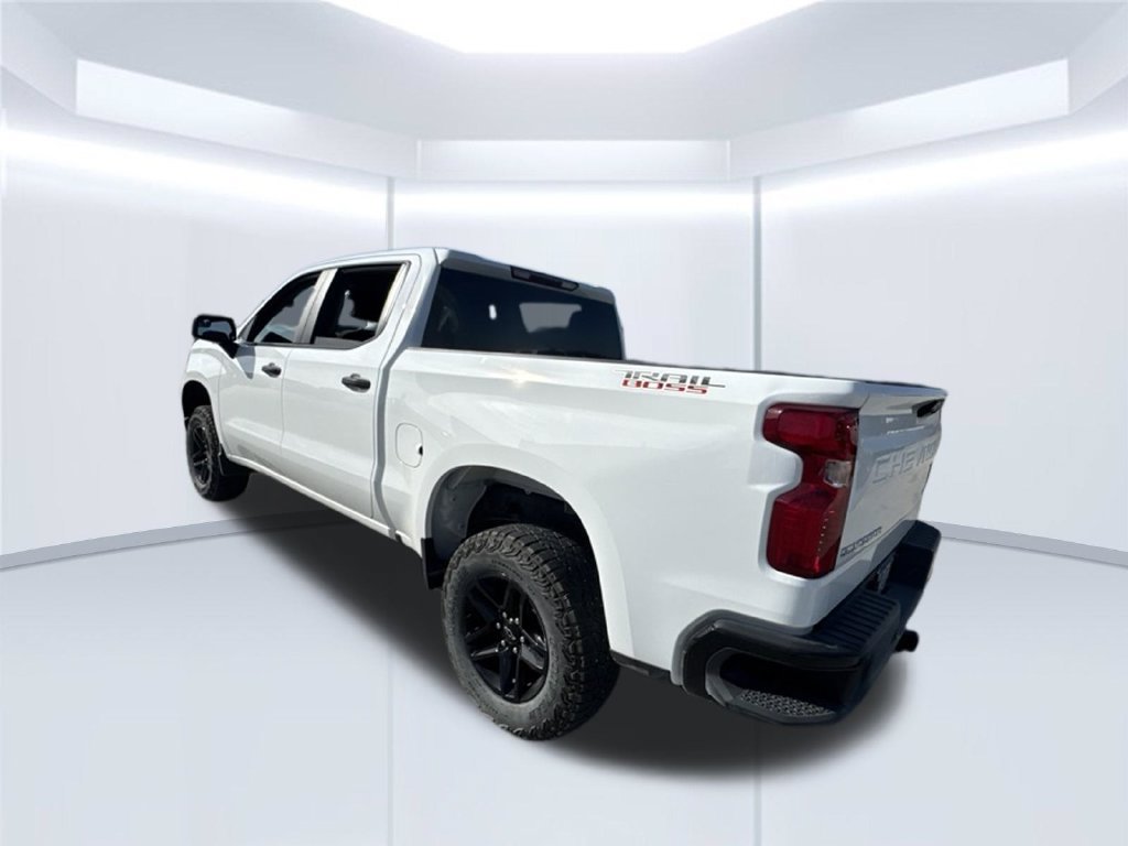 Used 2024 Chevrolet Silverado 1500 Custom Trail Boss AWD/4WD image 47