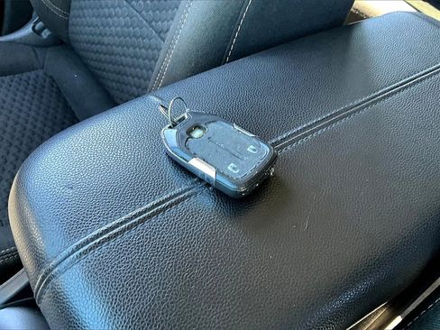 Used 2018 GMC Terrain SLE image 10