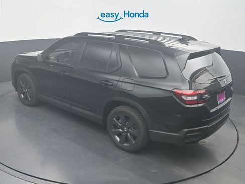 New 2026 Honda Pilot Sport image 22