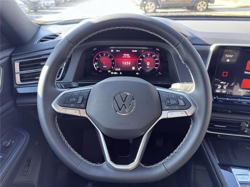 New 2026 Volkswagen Atlas Cross Sport SEL AWD/4WD image 10