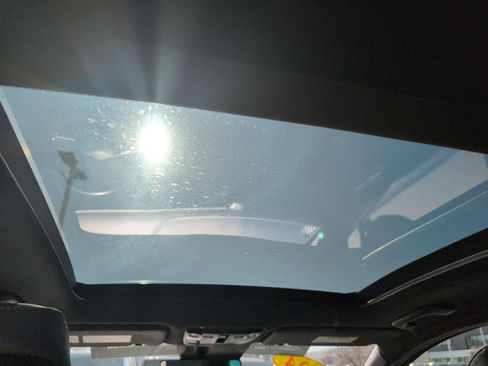 Used 2024 Kia Sportage X-Line w/ X-Line Premium Package image 14