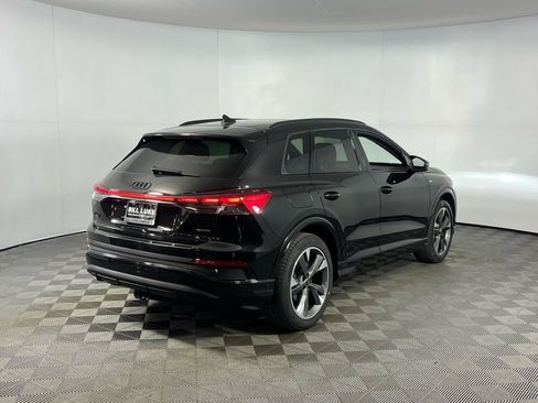 Used 2024 Audi Q4 e-tron Premium Plus w/ Premium Plus image 5