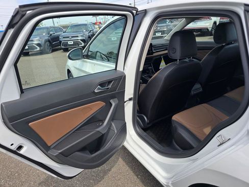 New 2026 Volkswagen Jetta SEL FWD image 33