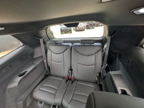 Used 2020 Cadillac XT6 Premium Luxury FWD image 7