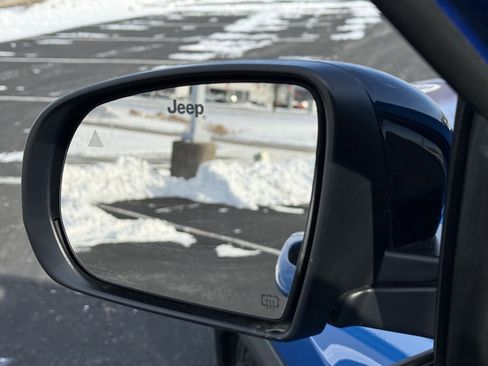 Used 2022 Jeep Compass Latitude image 22