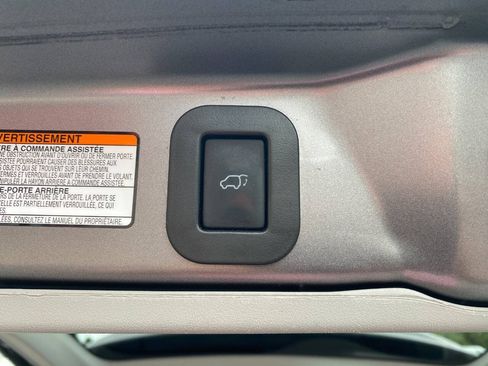 Used 2020 Toyota Sienna XLE FWD image 26
