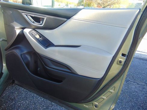 Used 2019 Subaru Forester Premium image 30