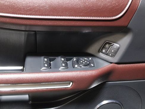 Used 2022 Ford Expedition Max Limited image 21