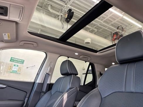 Used 2025 Honda Pilot Elite image 22