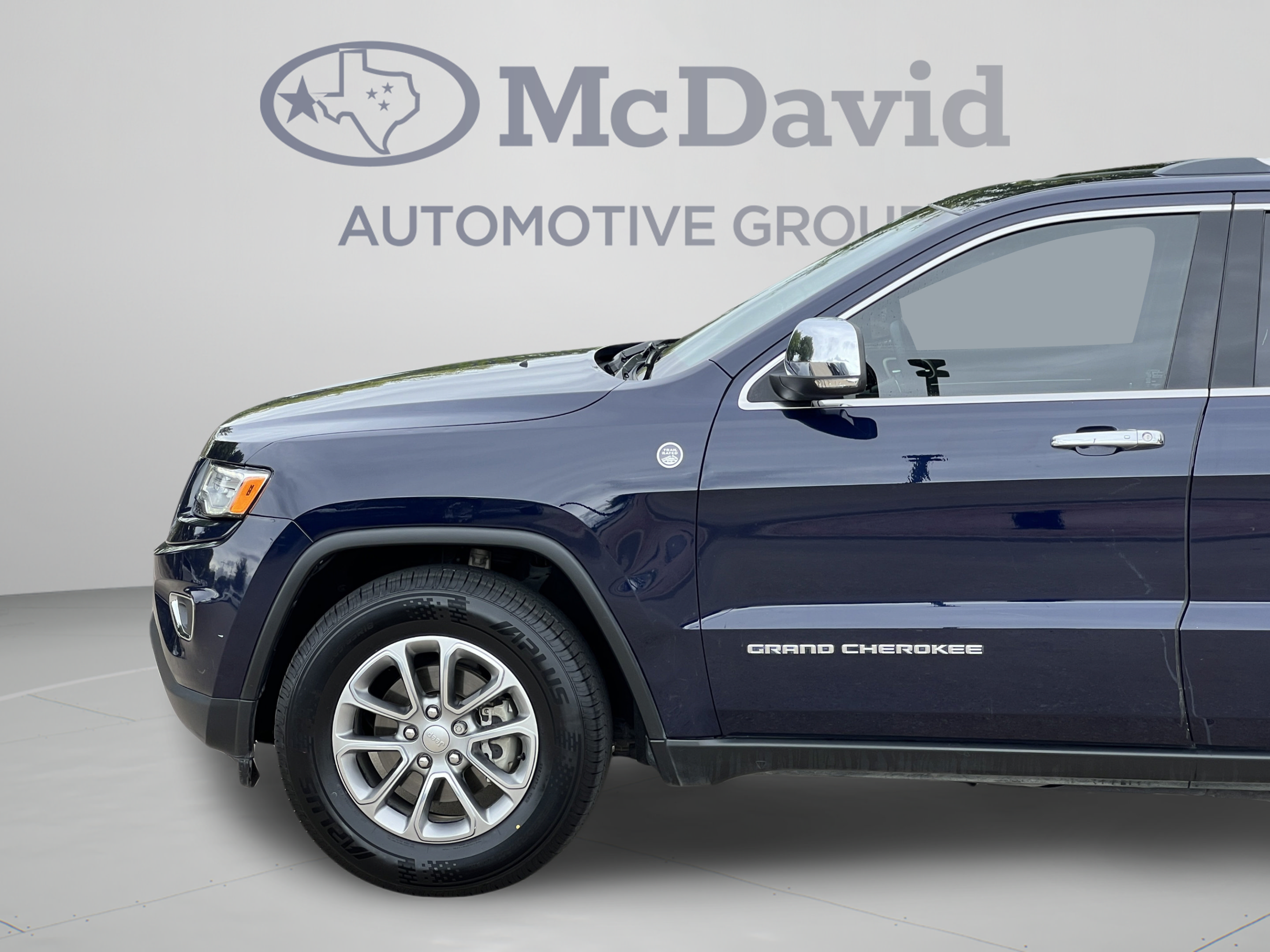 Used 2016 Jeep Grand Cherokee Limited w/ Luxury Group II AWD/4WD image 31
