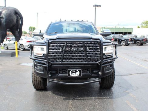 Used 2019 RAM 2500 Laramie AWD/4WD image 2