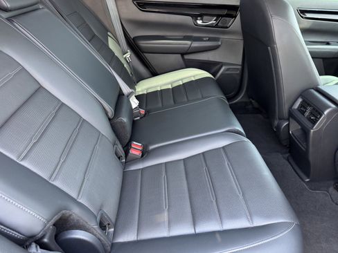 Used 2023 Honda CR-V EX-L image 10