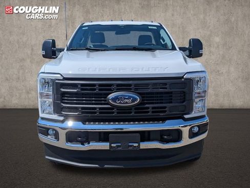 New 2026 Ford F250 XL w/ XL Chrome Package AWD/4WD image 2