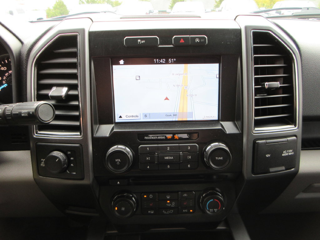 Used 2018 Ford F150 XLT w/ Equipment Group 302A Luxury AWD/4WD image 34