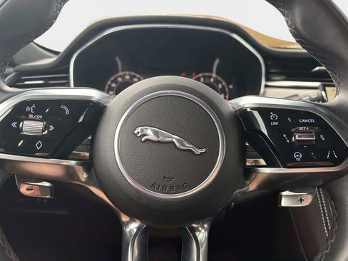 Used 2024 Jaguar F-PACE R-Dynamic S AWD/4WD image 29