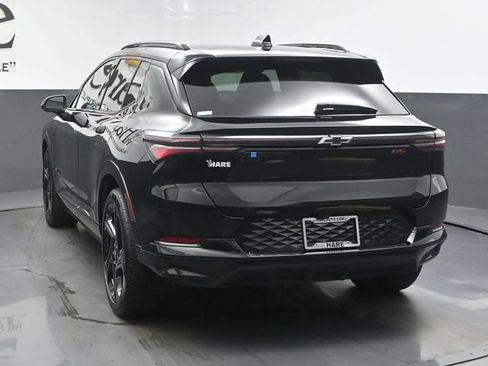 Used 2024 Chevrolet Equinox EV RS FWD image 36