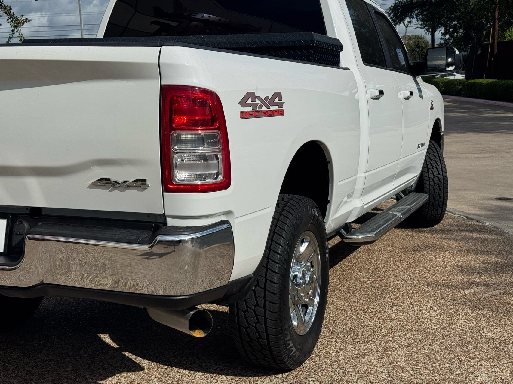 Used 2020 RAM 2500 Big Horn AWD/4WD image 4