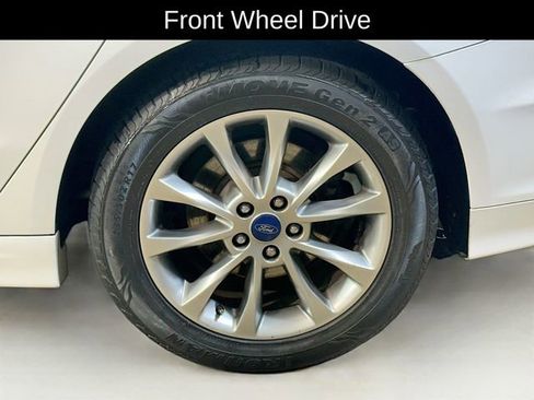 Used 2017 Ford Fusion SE FWD image 5